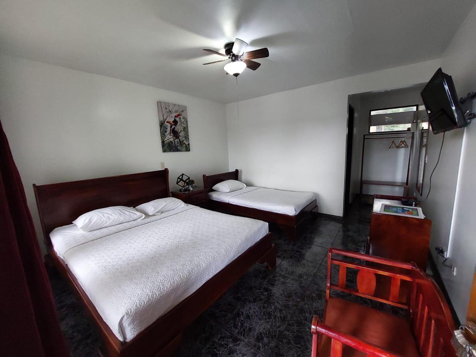 Brillasol Airport Hotel Las Ciruelas  ภายนอก รูปภาพ